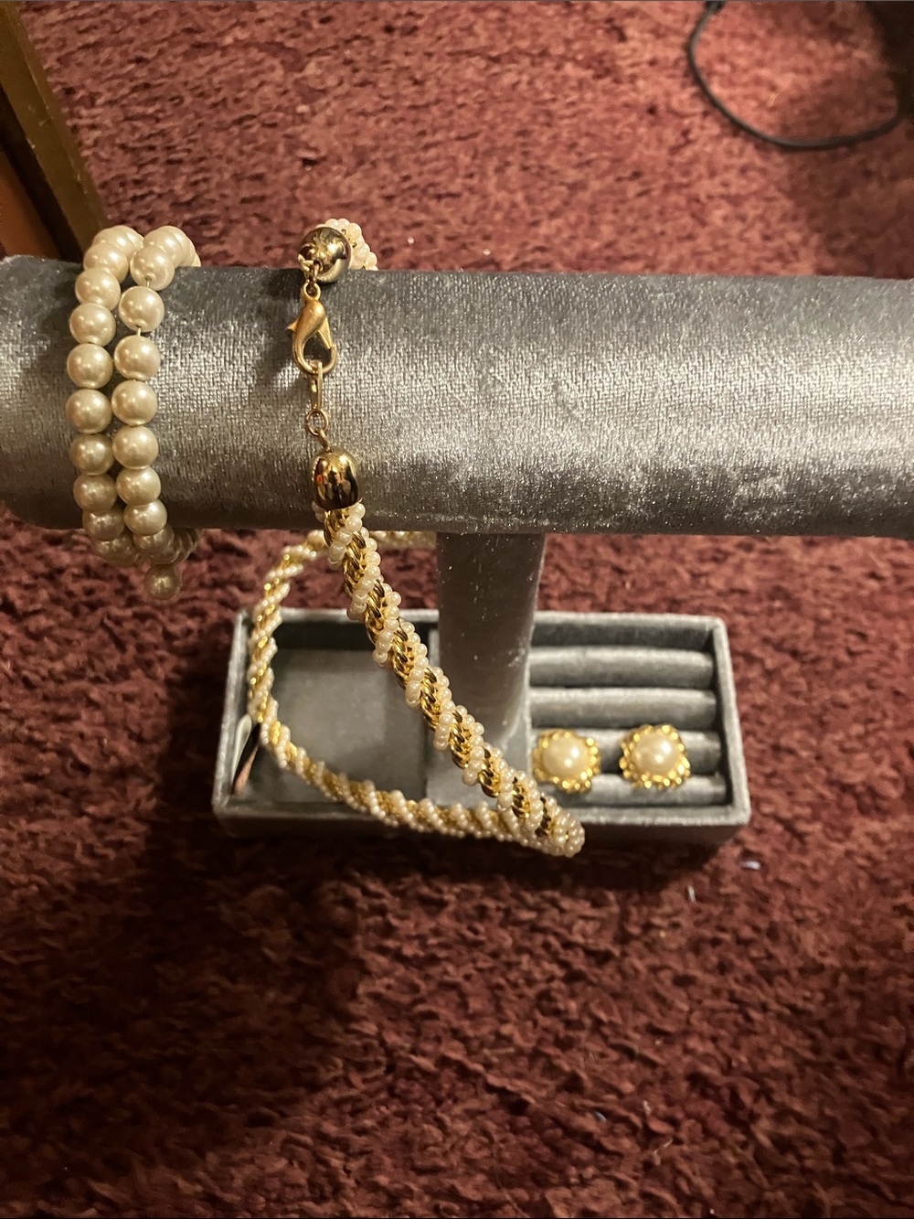 Gold and Cream Pearl Rope Necklace and Earring Set and bracelet